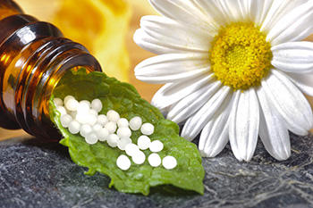 teaserimage-Streitfall Homöopathie – Wie wirksam sind Globuli?